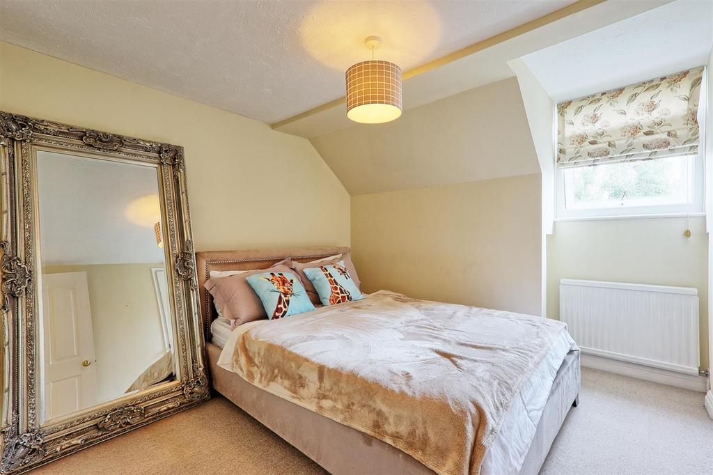 IMG 9348 49 50 easy HDR-interior3.jpg