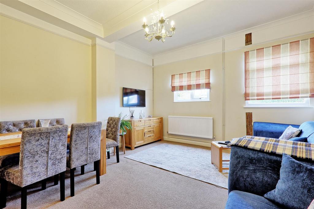 IMG 9312 3 4 easy HDR-interior3.jpg