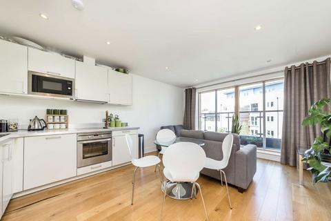 2 bedroom flat for sale, Houghton Square, London SW9