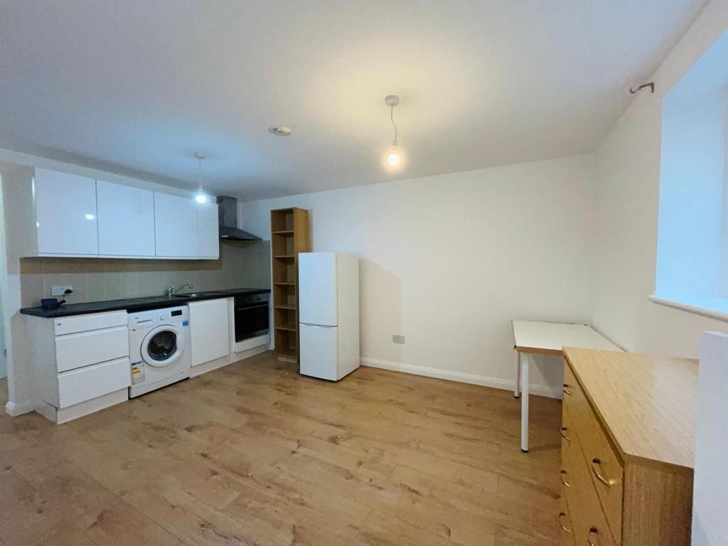 1 bed flat to rent Philip Lane, London N15