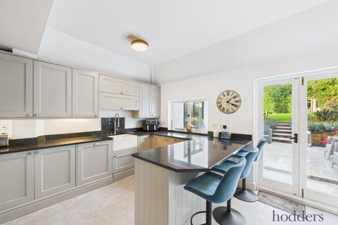 undefined, Woburn Hill, Addlestone, Surrey, KT15