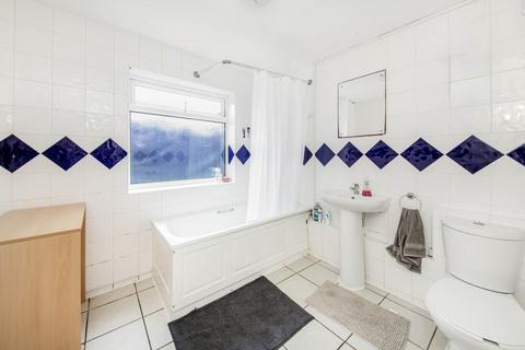 5 bedroom semi-detached house to rent, Bartlemas Road, East Oxford