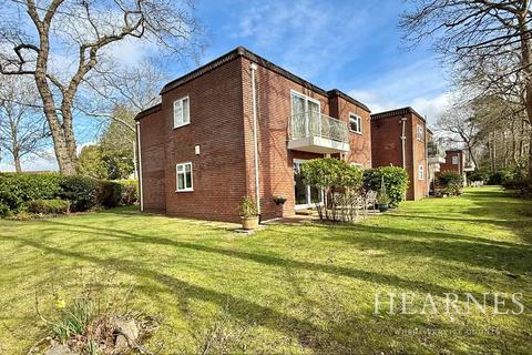 Beaufoys Avenue, Ferndown, BH22