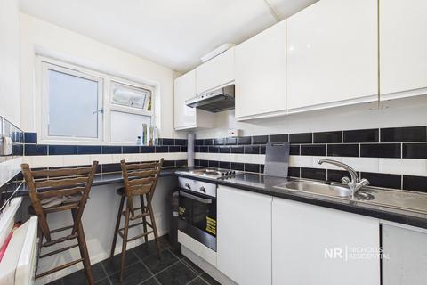 undefined, North Cheam SM3