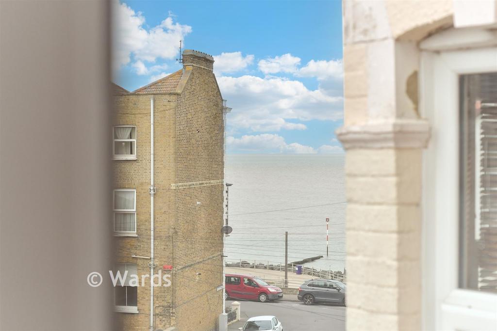 Views To Front