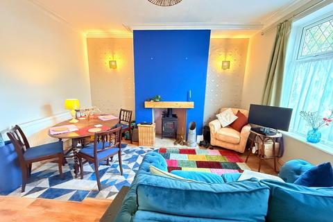 2 bedroom terraced house for sale, Oakroyd Terrace, Shipley BD17
