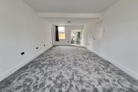 3 bedroom detached house for sale, Beatrice Street, Kempston