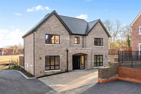 4 bedroom detached house for sale, 5 Cherry Grove, Oakbourne, Andrews Lane, Goffs Oak
