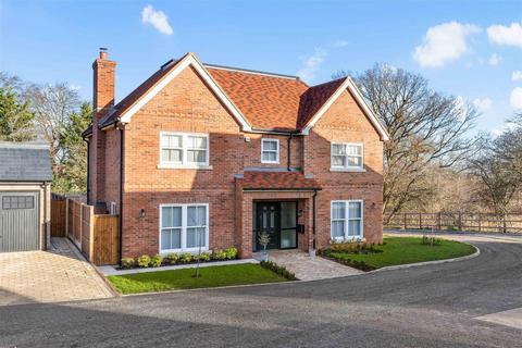 4 bedroom detached house for sale, 4 Cherry Grove, Oakbourne, Andrews Lane, Goffs Oak
