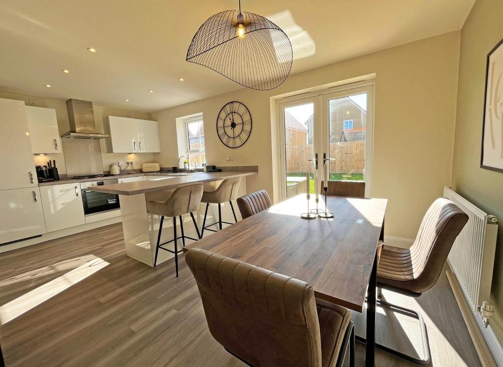 Kitchen4.jpg