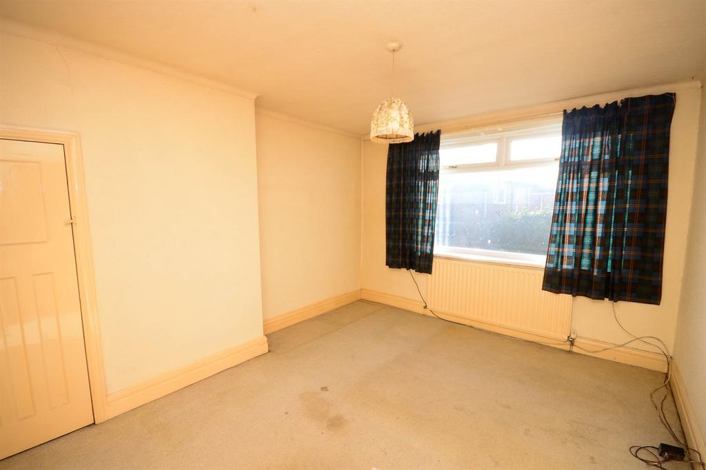 Rear Bedroom