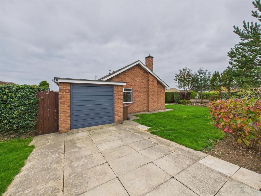 Garage: