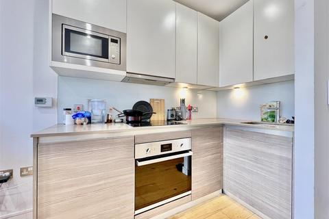 undefined, Lampton Road, Hounslow TW3