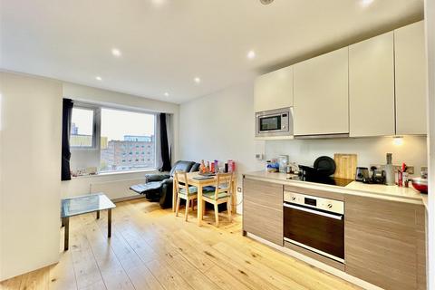 undefined, Lampton Road, Hounslow TW3