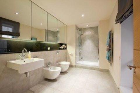 3 bedroom flat to rent, Lensbury Avenue, London, SW6