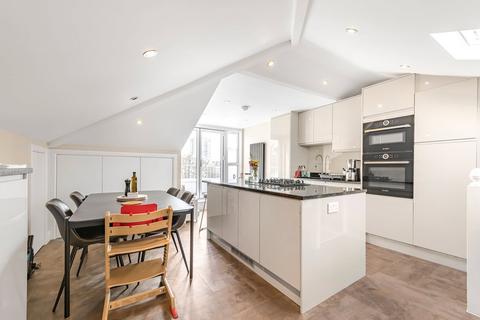 3 bedroom apartment for sale, Priory Road, South Hampstead