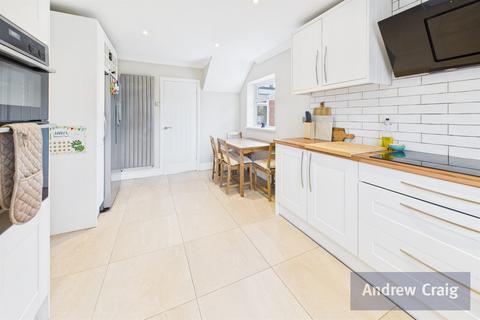 4 Kipling Avenue, Boldon Colliery, NE35 9EE