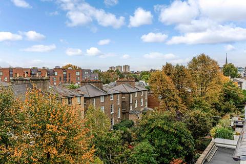 3 bedroom flat for sale, Priory Road, London, NW6