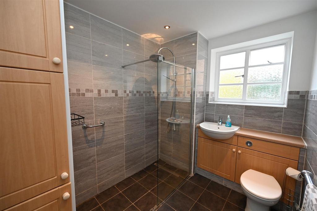 Shower room.JPG