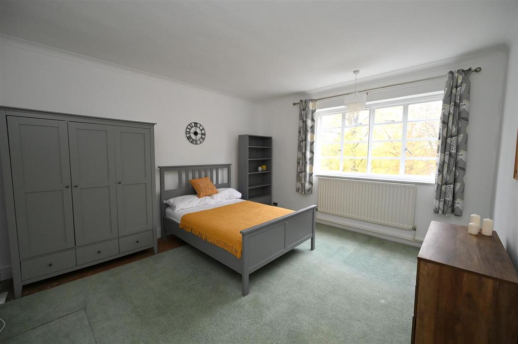Bedroom1.JPG