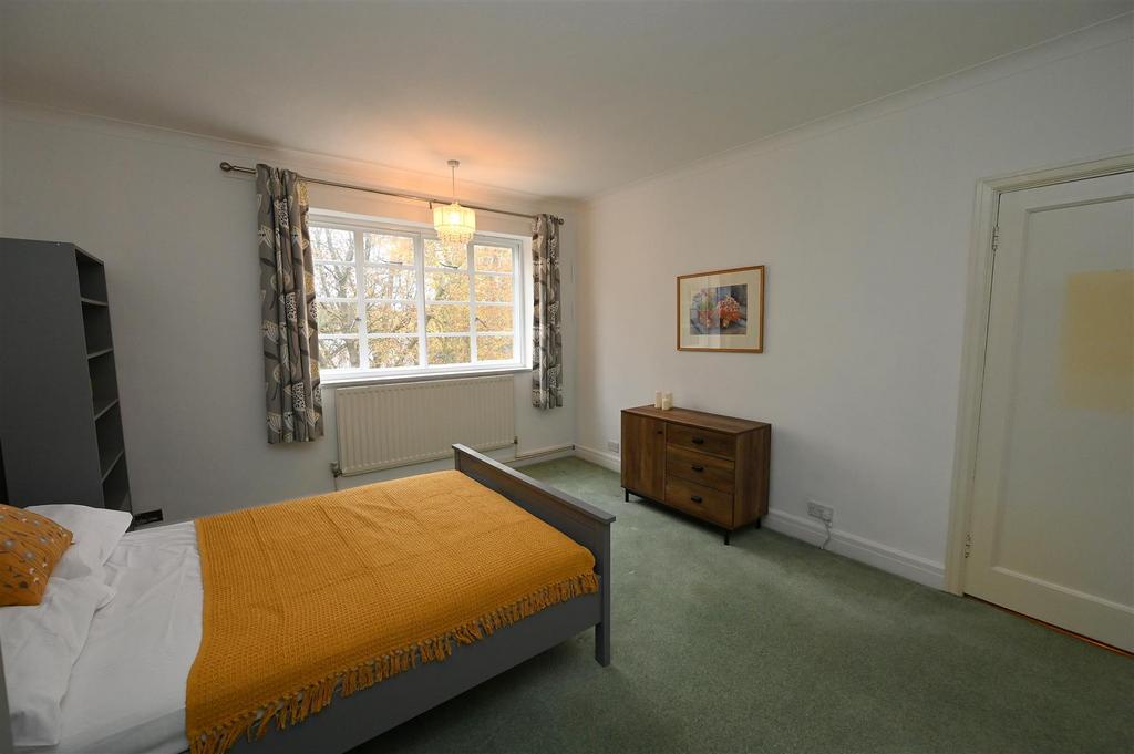 Bedroom1.1.JPG