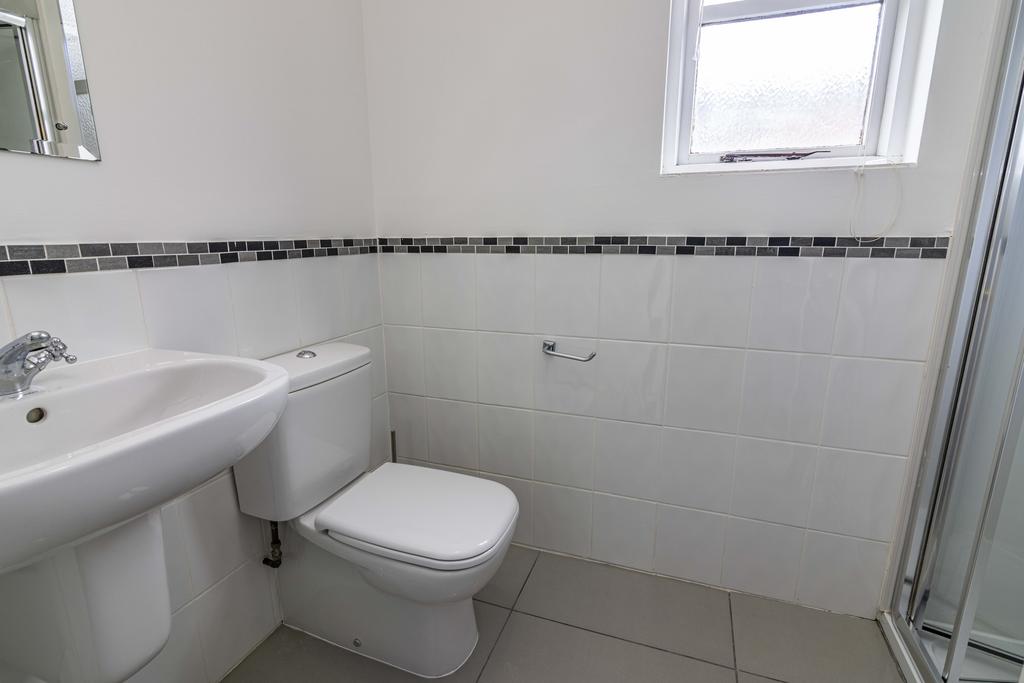 10-12 Douglas Road-44