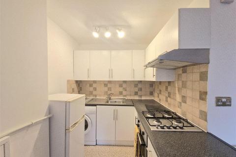 1 bedroom flat to rent, Garlinge Road, London