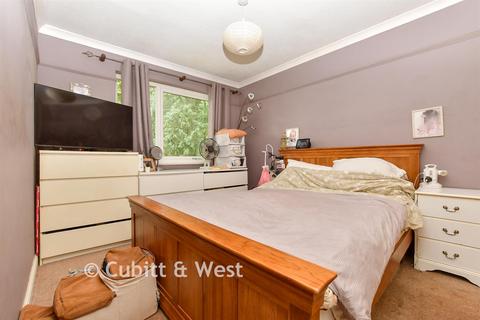 undefined, Pixton Way, Forestdale, Croydon, Surrey