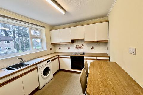 undefined, Spruce Grove, Darlington