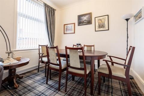 2 bedroom flat for sale, Salisbury Avenue, North Shields