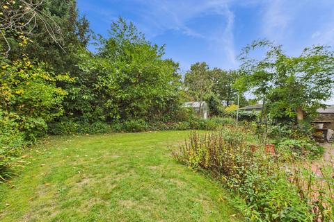 undefined, Bromley Road, Beckenham BR3