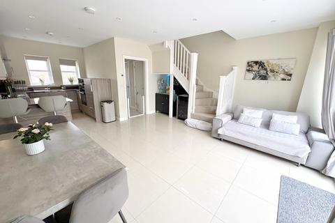 2 bedroom detached house for sale, Phyldon Road, Parkstone , Poole, BH12