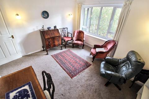 undefined, Flat , Blackthorn Court, Chestnut Walk, Henley-in-Arden