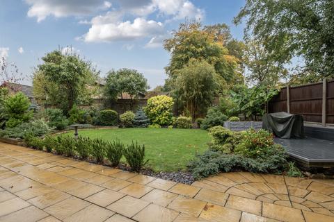 undefined, Templar Close, Sandhurst, Berkshire