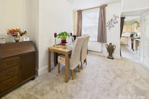 3 bedroom end of terrace house for sale, Trafalgar Road, North Yorkshire YO12