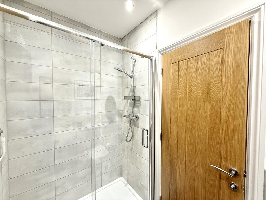 Jack and Jill En-Suite