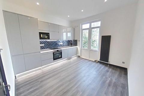 undefined, West Ealing W13