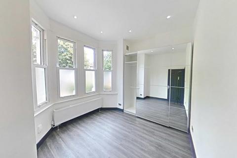 undefined, West Ealing W13