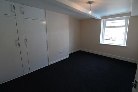 2 bedroom ground floor flat to rent, 80a Long Lane, Huddersfield, HD5 9LH