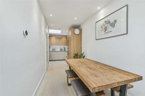 1 bedroom flat for sale, County Street, London SE1