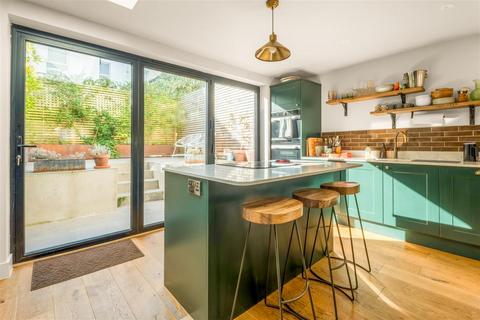 4 bedroom terraced house for sale, Wordsworth Street, Hove