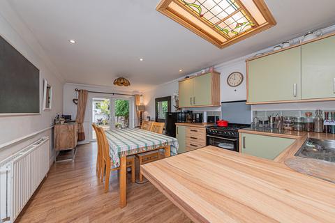 undefined, BRIDGE ROAD, SUNNINGHILL, ASCOT, BERKSHIRE, SL5 9NL.