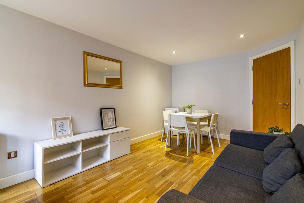 Ropewalk Court-13