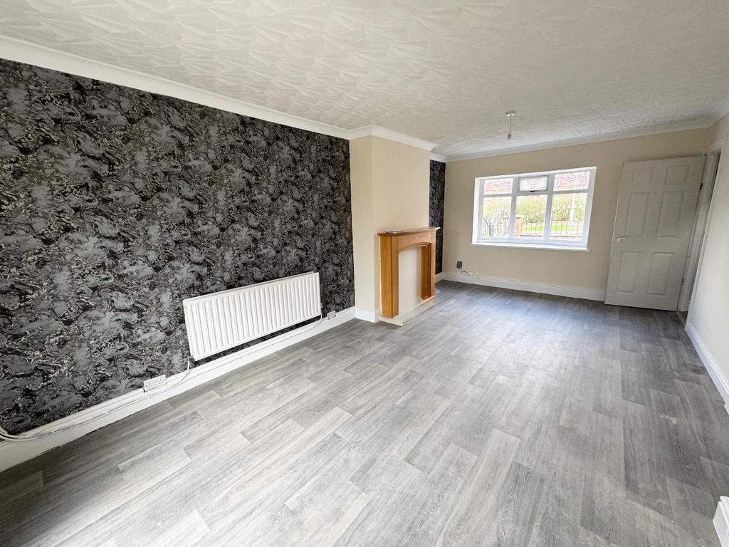 Lounge / dining area