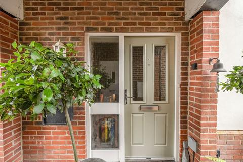 undefined, Pears Grove, Emsworth, PO10