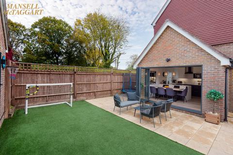 undefined, Reed Close, Hassocks, BN6