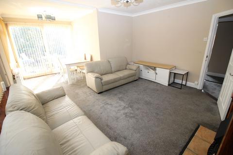 236 Burrs Road, Clacton-on-sea, CO15 4LN