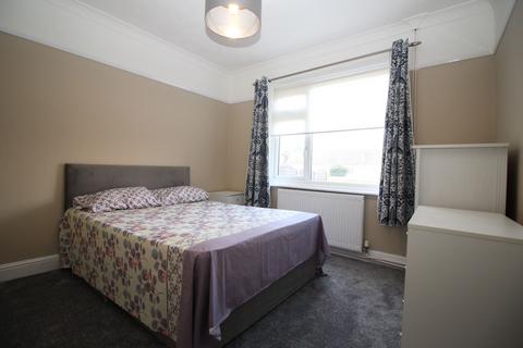 236 Burrs Road, Clacton-on-sea, CO15 4LN