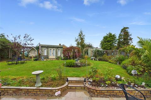 2 bedroom bungalow for sale, Wentworth Drive, Felixstowe, Suffolk, IP11