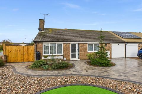 2 bedroom bungalow for sale, Wentworth Drive, Felixstowe, Suffolk, IP11